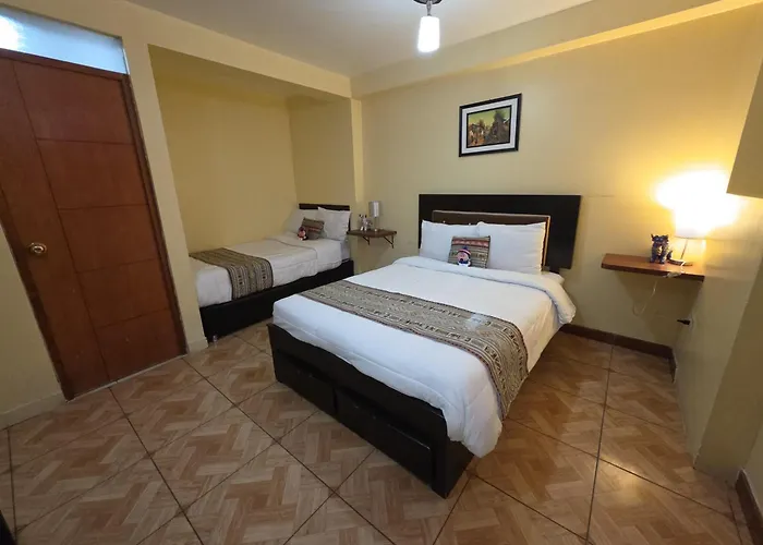 Alturas Del Hotel 3*